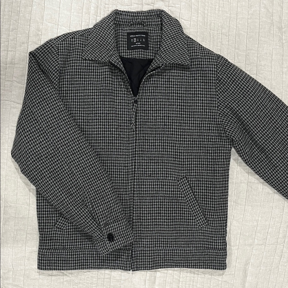 Urban Outfitters Men's size Small Black and Gray houndstooth Jacket